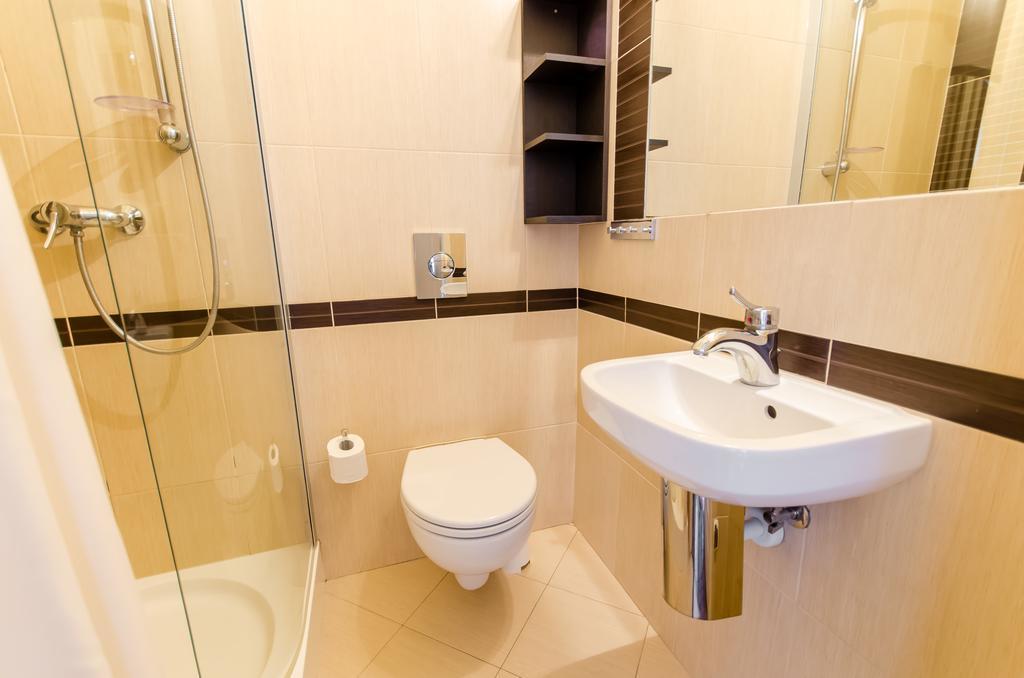 Fantasia Apartments คราคูฟ ภายนอก รูปภาพ